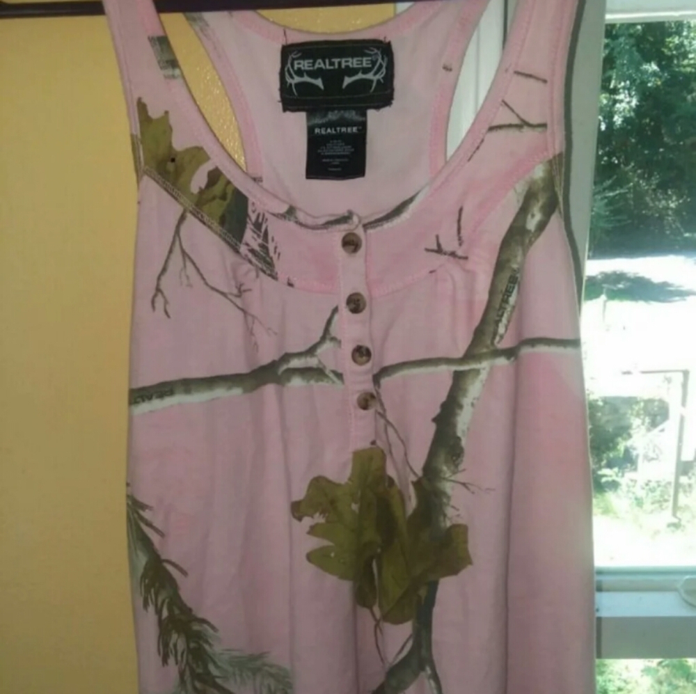 Pink camo tank